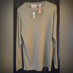 BRAND NEW WITH TAGS! TSE CASHMERE SWEATER BERGDORF GOODMAN on the plaza New York